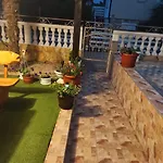 Aria & Amadea شقة غورني كارين