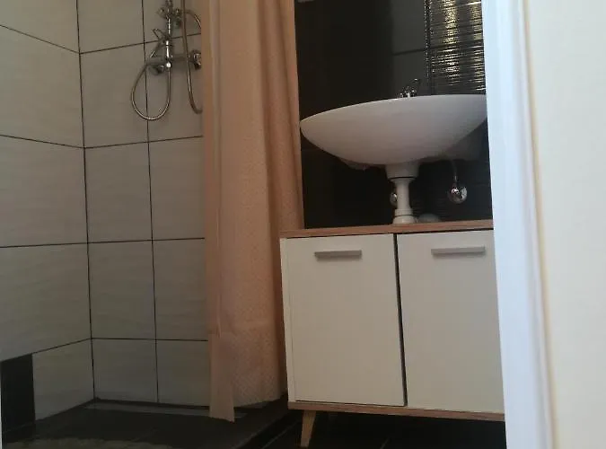 Aria & Amadea * Горни-Карин